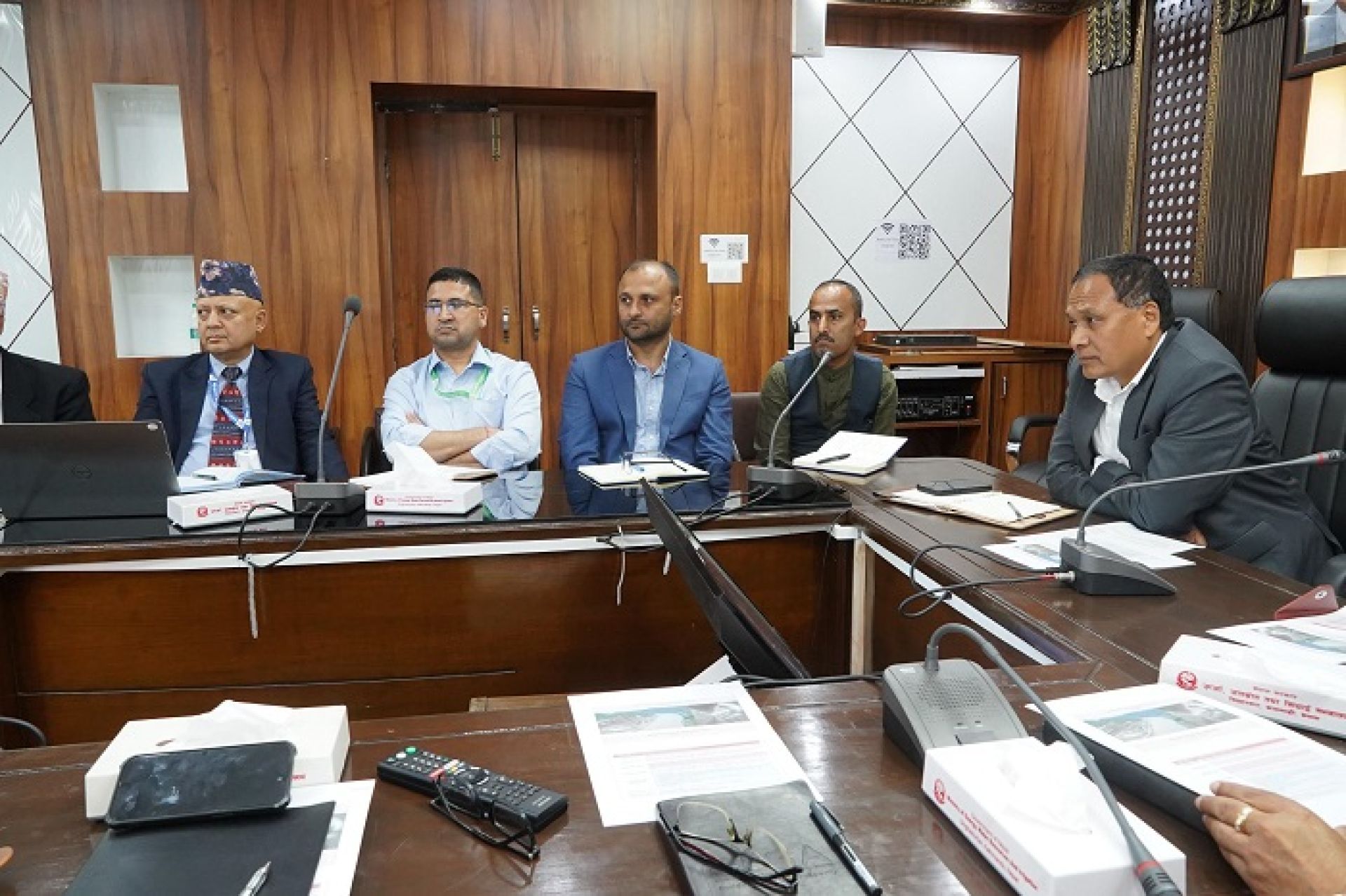 ‘सुनकोशी मरिण र भेरी बबईका ठेक्का यथास्थितिमा राख्न सकिदैन’